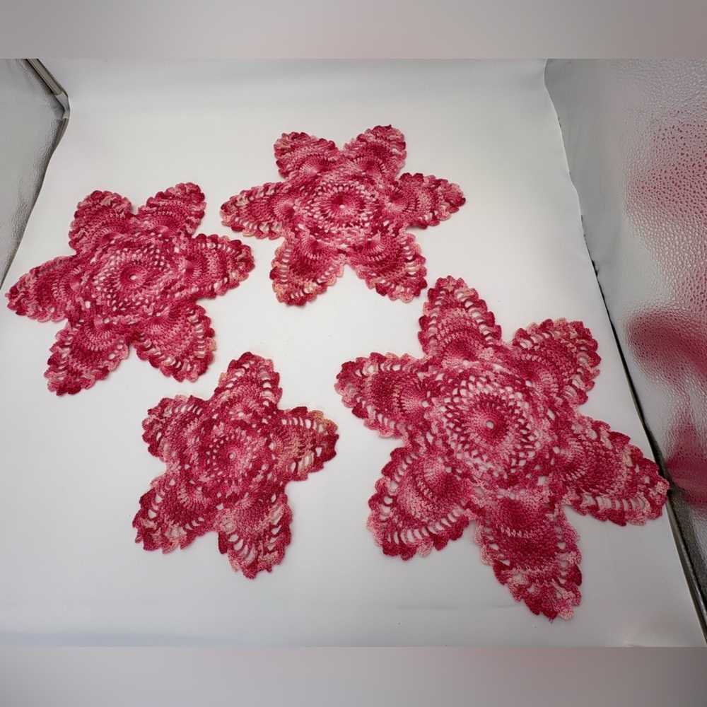 Vintage Handmade Pink and White Star Crochet Doilies 3 Large and 1 Small